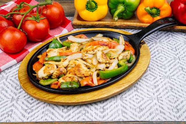 Fajita de Res o Pollo.